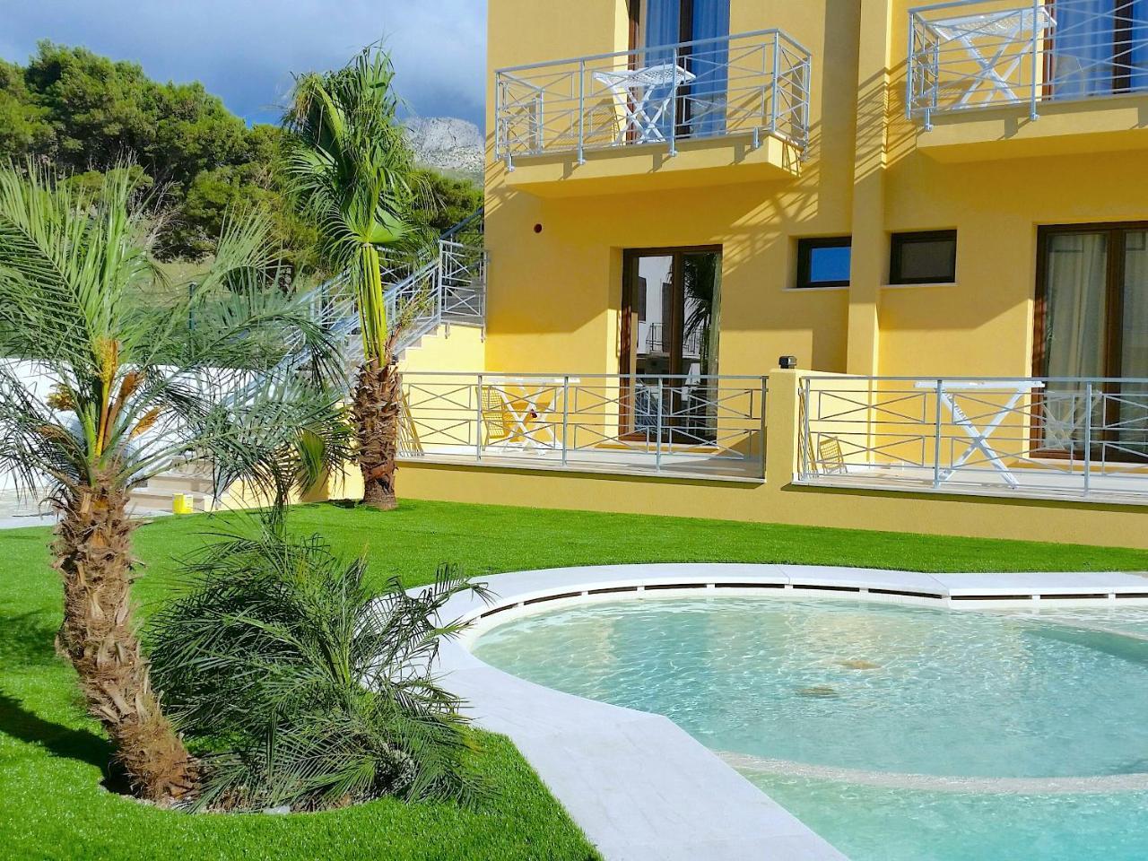Residence Le Piscine San Vito Lo Capo Bagian luar foto