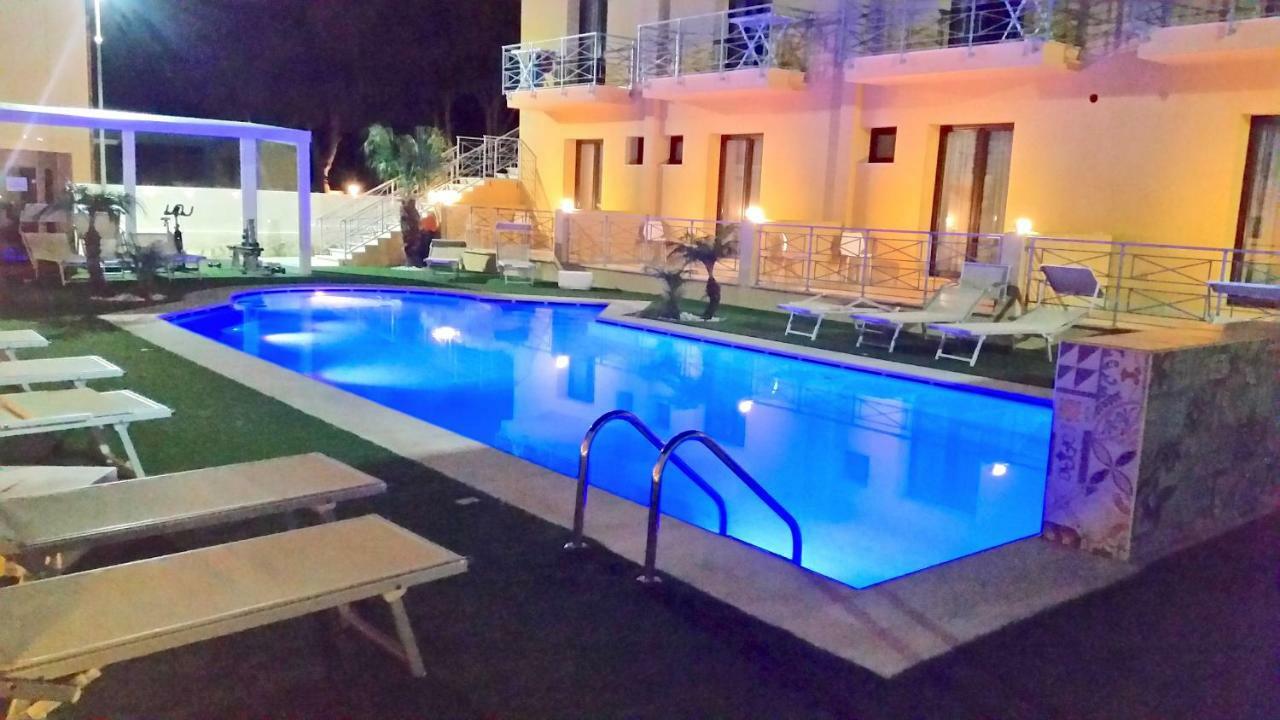 Residence Le Piscine San Vito Lo Capo Bagian luar foto